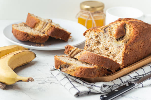 Schoko-Bananenbrot - Saftig, schokoladig & einfach gemacht 