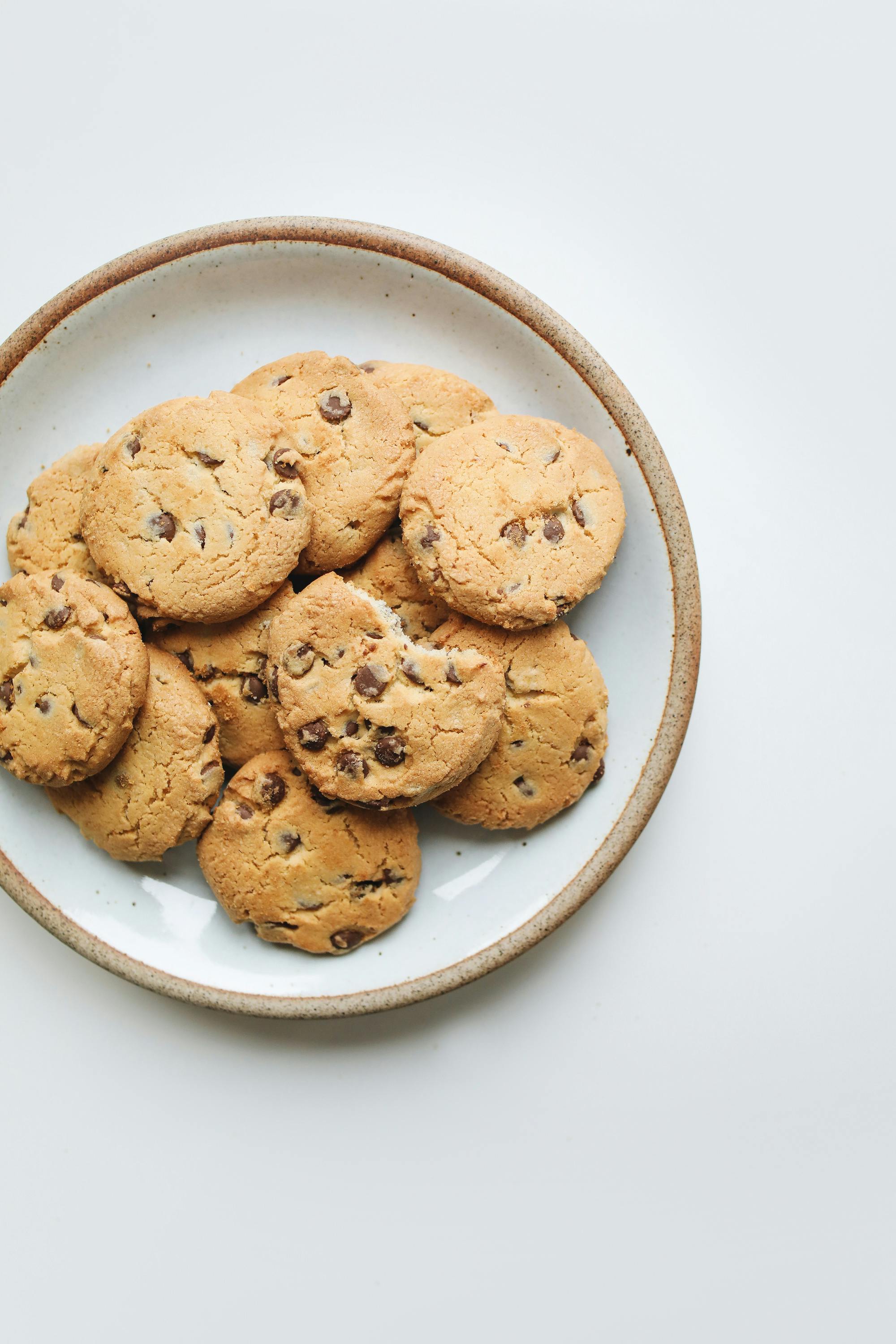 Chocolate Chip Cookies - Knusprig, zart und voller Schokolade