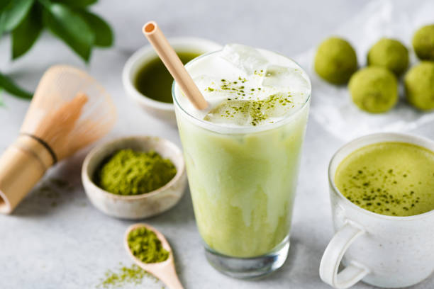 Matcha Latte mit weißer Schokolade