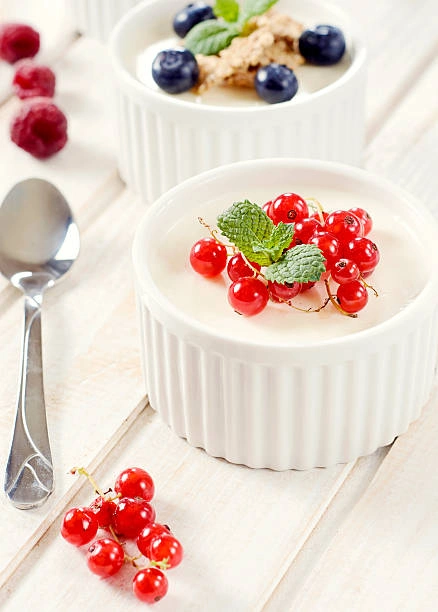 Weiße Schokoladen-Mousse mit Blömboom